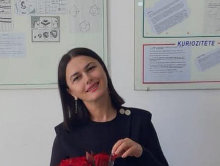 Poetja Liliana Ceni sjell librin “Shtegu i Mbramë”: Poezi që i japin zë emocioneve të pathëna photo 1